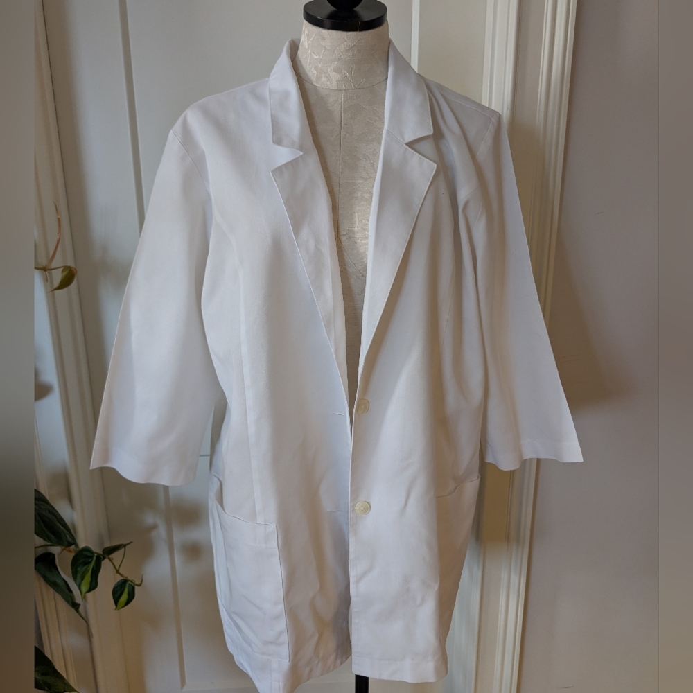 Peaches Uniforms White Professional Coat